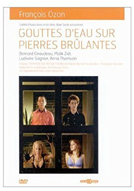 Gouttes d'eau sur pierres brûlantes