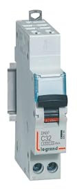 406786 Disjoncteur phase neutre 1P+N 32A Courbe C - 4.5/6kA - Bornes AUTO - 1 module - Legrand DNX3