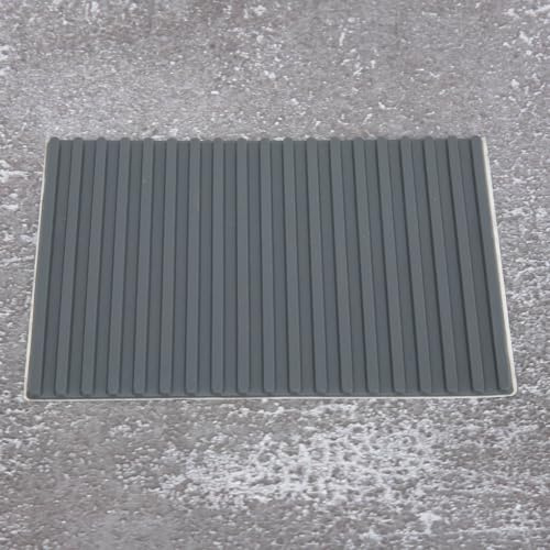 BRRNOO Watchmakers Rubber Bench Mat, Durable Non Slip Work Surface with Storage, for Watch Repairing Maintenance and Tools Organization