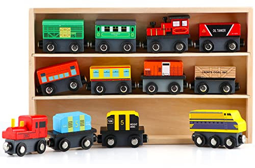 Jacootoys 12 Teiliges Autos Set Holz Zug Holzeisenbahn Magnetisch Eisenbahn Spielzeug Züge Straßenbahnen Geschenk mit Aufbewahrungsbox Für Kinder Jungen Mädchen ab 3 Jahren