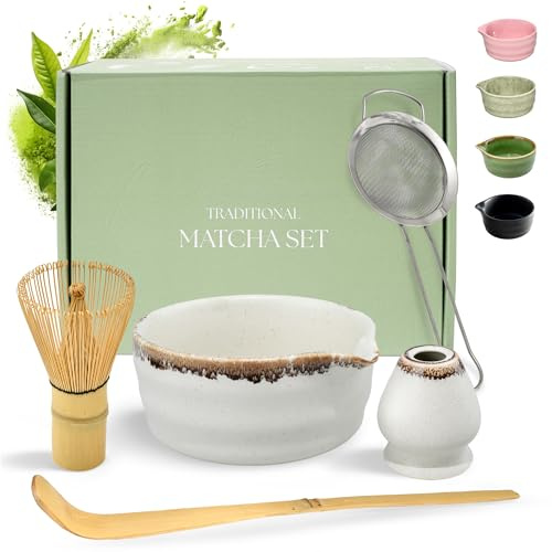 Matcha teset med keramikskål, bambuvisp med stativ, sked och sil, japanskt teset för matcha latte och ceremony, vitt med brun kant | Matcha-kit med keramisk skål 500 ml, bambuvisp, stativ, sked och sil. Perfekt för matcha och latte