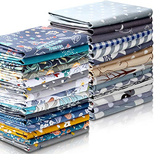 30 Pieces 10 x 10 Inches Cotton Fabric Bundle Squares Patchwork Floral Fabric Sewing Quilting Bundles Assorted Pattern Cloth for DIY Scrapbook Craft Making(Classic)