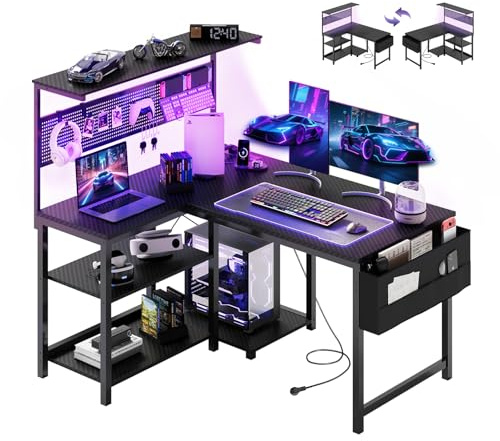 YOUDENOVA Scrivania Gaming a L, Tavolo Gaming con LED, Presa, scrivania angolare Reversibile con Ripiano e Portaoggetti, 120x80cm Tavolo Computer per Home Office e Gamer, Nero in Fibra di Carbonio