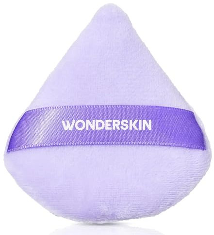 Wonderskin FYP Puderquaste – Dreieckige Puderquaste für Gesichtspuder, weiche Velours-Make-up-Quaste für losen oder gepressten Fixierpuder