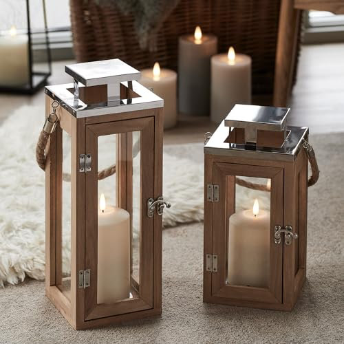 Lights4fun Salcombe 2er Set Holz Laternen mit LED Kerze Batteriebetrieb Timer Echtholz Laterne Innen Indoor mit Timer Beleuchtung Windlicht Terrasse Balkon 26 cm und 34 cm