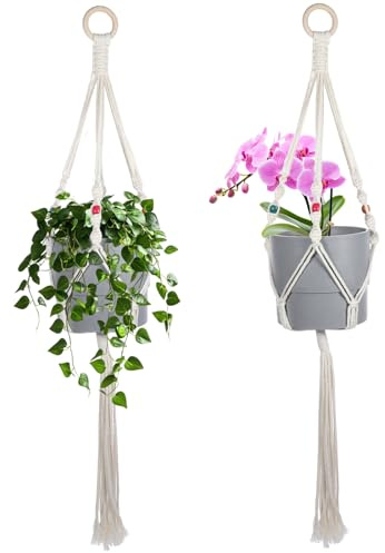 Tweruna 2 Stück Makramee Blumenampel, Milchweiß Pflanzenhänger Innen und Außenbereich Hängender Pflanzer mit Dekorativen Holzperlen & Quasten, Handgefertigte Boho Wohnkultur(Töpfe Nicht Inklusive)