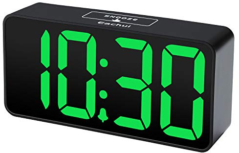 Eachui LED Wecker Digital mit USB-Ladeanschluss, Große Ziffern Display, Helligkeit und Lautstärke Regelbar, Snooze, 12/24HR, digital Uhr Netzbetrieben (Schwarz & Grün)