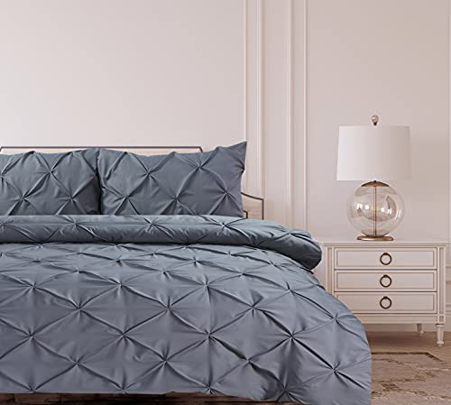 Bronwen Mathews Double Duvet Set Grey Pintuck Pinch Pleat Soft & Breathable Microfibre Double Bed Duvet with 2 Pillowcases, Easy Care Wrinkle Free Double Bedding Set of 3 Pcs (Grey, Double Duvet Set)