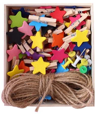 NUOBESTY Set 57 Pezzi Mollette in Legno a Forma di Stella Multicolore Corda 10m e Chiodi Antitraccia, Mini Clip Foto per Decorazioni Casa, Porta Note e Esposizione Parete Colore Casuale