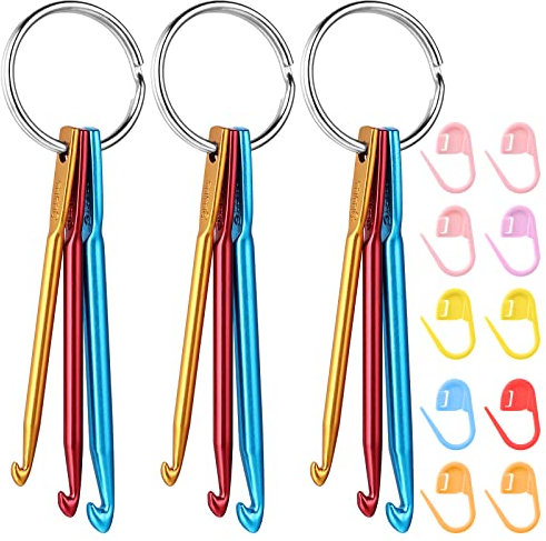 TIESOME 9Pcs Häkelhaken Schlüsselanhänger, 3/4/5mm Tragbares Häkel-Schlüsselanhänger-Set mit 10pcs Kunststoff farbige Stifte Marker Schnalle Handwerk Stricken Nadel Werkzeuge für DIY Handwerk