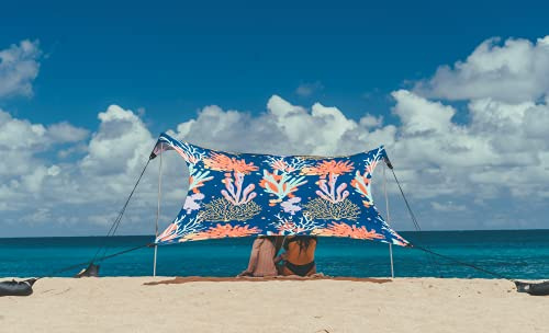 Neso Strandzelt mit Sandanker, tragbares Sonnendach - 2,1m x 2,1m – Patentierte mit verstärkten Ecken zur Stabilisierung (Rette das Riff)