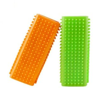 MEISO Spazzole per peli di animali in silicone, 2 pezzi, ideali per cani e gatti rimuove i peli di animali sul tappetino divano auto Stains (Green&Orange)