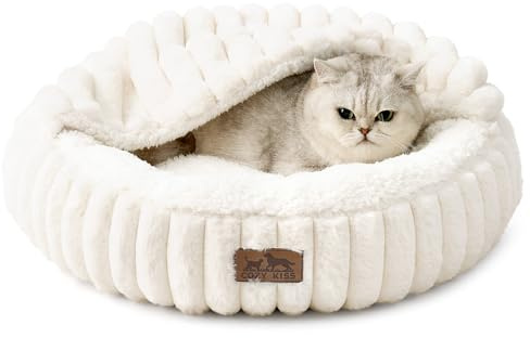 COZY KISS Lit pour Chat avec Couverture 50x50x15cm - Panier Lavable Chat d’Intérieur, Coussin-Canapé Rond à Fond Antidérapant, Coussin Douillet et Apaisant avec Repose-Tête en Fausse Fourrure, Crème