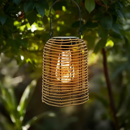 Solar Hängeleuchte in Rattan Optik mit LED Glühbirne - 20 cm - Gartenlaterne warmweiß beleuchtet zum Hängen und Stellen - Solarleuchte Tischleuchte Gartenlicht Garten Deko Beleuchtung Balkon Terrasse