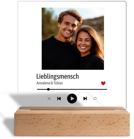 True Statements Acrylglas-Aufsteller „Song Cover“ - personalisiertes Glasbild mit Foto - Fotogeschenk - 15x18 cm, inkl. Holzständer