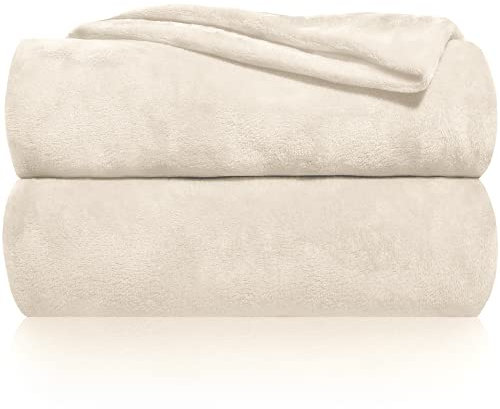 Gräfenstayn® Kuscheldecke flauschig & super weich - hochwertige Fleecedecke auch als Wohndecke, Tagesdecke, Sofadecke & Sommerdecke geeignet - Überwurf Decke Sofa & Couch (Creme, 150x130 cm)