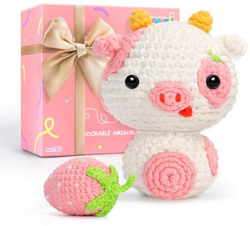 Mewaii Häkelset für Anfänger, Komplettes DIY Set für Erwachsene Häkelnadel Set mit Vorgestartetem Garn und Schritt-für-Schritt-Video-Tutorials für Erwachsene und Kinder (Erdbeer Kuh)