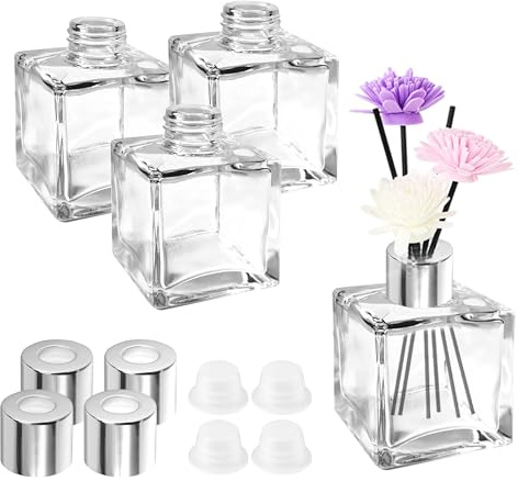JSMTKJ Bottiglie Diffusore in Vetro Quadrate - 4 Pezzi Set Premium per Oli Essenziali e Bastoncini Profumati - Ricaricabile con Tappo in Legno, Design Elegante per Casa, Spa e Ufficio