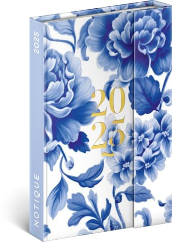 NOTIQUE Taschenkalender 2025 ca. A6, Terminplaner mit Magnetverschluss, Terminkalender, Wochenplaner, Buchkalender, Hardcover Wochenkalender (Blaue Blume)