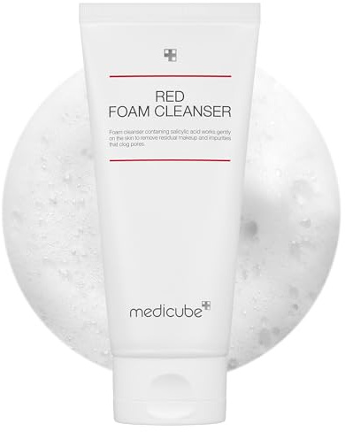 Medicube Red Foam Cleanser 120 ml – Tiefenreinigung, Entfernt Unreinheiten und reguliert Talg – Koreanische Hautpflege