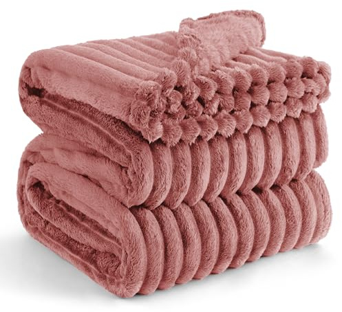 BEDSURE kuscheldecke 220x240 für Zimmer Deko - Tagesdecke, Wolldecke & Fleecedecke, Sofadecke, Weiche Warme Grobe Korddecke für Couch, Geschenke für Frauen, Große Decke, Dunkelrosa, 220 x 240 cm