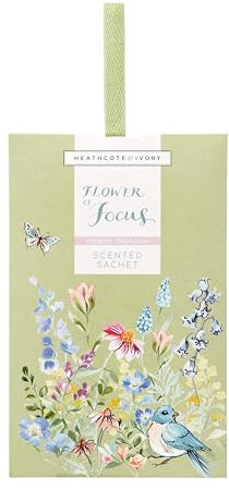 Heathcote & Ivory Scented Sachet, Fragrance, Drawers and Cupboards Freshener, Citrus and Orange Scent, Hanging Loop, Housewarming Beauty Gift, Vegan and Cruelty Friendly