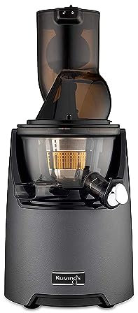 Kuvings Exprimidor lento entero EVO820GM, nutrientes y vitaminas, componentes sin BPA, fácil de limpiar, ultra eficiente 240 W, 50 RPM, incluye batido y colador en blanco, pistola de metal