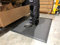 BUBBLE Rub | Profi Anti-Ermüdungsmatte | 100% Naturkautschuk | ergonomische Arbeitsplatzmatte mit Anlaufschrägen | Halbkugelprofil Noppen | 14mm hoch (60cm x 90cm, Schwarz)