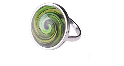 Adi-Modeschmuck Verstellbarer Ring 'Sienna', attraktive farbige Ornamente unter einem 20mm Glas Cabochon, größenverstellbarer Ring aus Edelstahl, handgefertigt in Berlin (Oliv)
