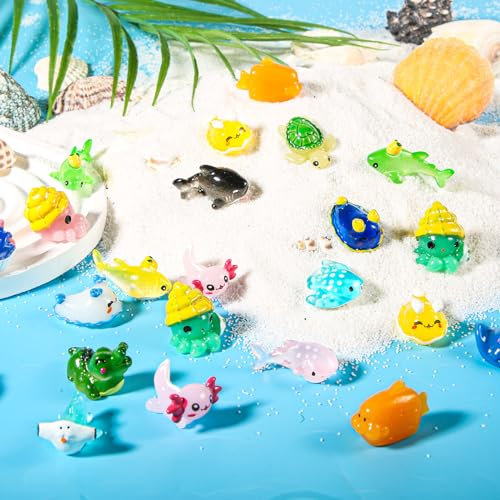 40pcs Mini Figurines d'Océan, 20 Styles Animaux Marins en Résine Petite Miniature Axolotl Animaux Marins Figurines pour la Décoration de Jardin de Maison de Poupée Accessoires d'Artisanat de Fête