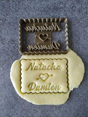 3DKOUPE - Emporte-pièce petit beurre - Motif cœur percé d'une flèche - Personnalisable avec texte (jusqu'à 2 lignes) - Couleur au choix - Conçu et fabriqué en France