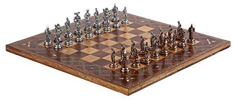 GiftHome Historisches spanisches Schachspiel aus Metall für Erwachsene, handgefertigte Stücke und natürliches massives Holz-Schachbrett mit Original-Perle um das Brett mit König 7 cm