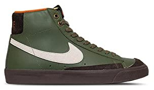 Nike Basketballschuh für Herren, Army Olive/Summit Weiß, 42.5 EU