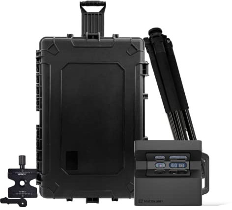 Matterport Pro2 3D-Kamera-Bundle - Enthält Matterport Pro2 3D-Kamera, Stativhalterung, Klemme und 31-Zoll-Rollkoffer