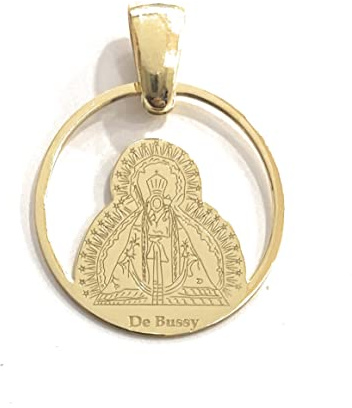 Medalla Virgen de la Cabeza en Plata de Ley Cubierta de Oro de 18kt. La Virgen de la Cabeza es una advocación venerada en la Basílica de Nuestra Señora de la Cabeza. 25mm
