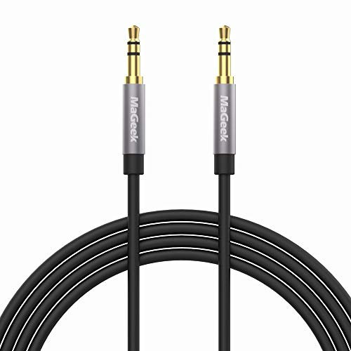 MaGeek Câble Audio Auxiliaire de 3,5 mm (3,0 mètres) Extra Long Câble audio stéréo Mâle vers Mâle pour les écouteurs Beats, iPhone, iPod, iPad, Autoradio, Chaîne Stéréo, etc. (Noir)