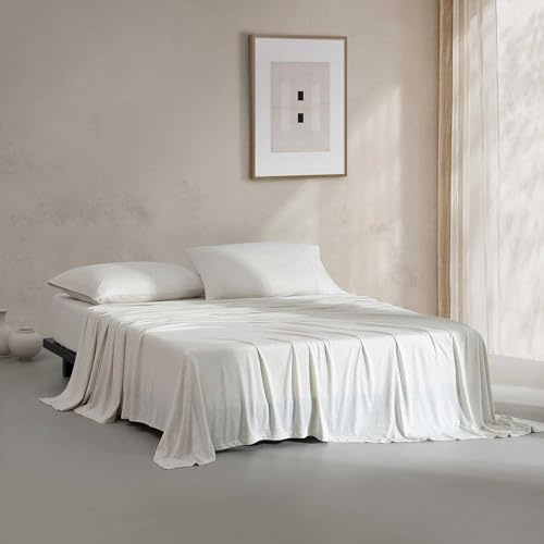 Calvin Klein - Sábanas de Cama tamaño Queen, Juego de Ropa de Cama de Punto de Mezcla de algodón con Fundas de Almohada a Juego, Bolsillos Profundos, Certificado Oeko-Tex (Modern Cotton Ivory/Grey)