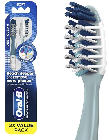Oral-B Pro Health CrossAction Plaque Removal toothbrushes, 2 Count Toothbrush Soft, Deep Reach in Tight Spaces, Tongue Scraper Tooth Brush, Plaque Fighter, Gentle on Teeth, Gum stimulators