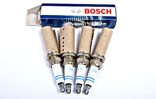 4X ORIGINAL BOSCH ZÜNDKERZEN BOSCH KERZEN 0 242 229 630 ZÜNDKERZE FR8ME