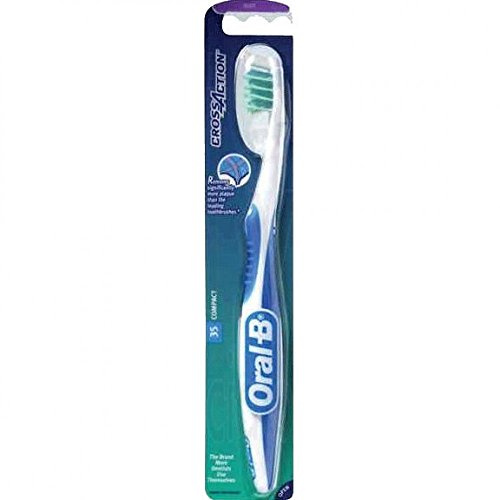 Oral-B Pro-Expert Anti-Plaque Medium Toothbrush