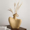 Taxually Scultura Moderna Design, Statua Banksy in Resina Ragazzo Lancio di Fiori Statuette Decorative Casa Moderne Creativa Figura Ornamento per Soggiorno Ufficio