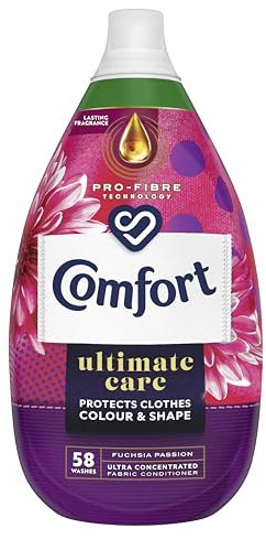Comfort Ultimate Care Fuchsia Passion Ultra-Concentrated Fabric Conditioner bottle made of 100% recycled plastic* for complete clothes protection 58 washes (870 ml)