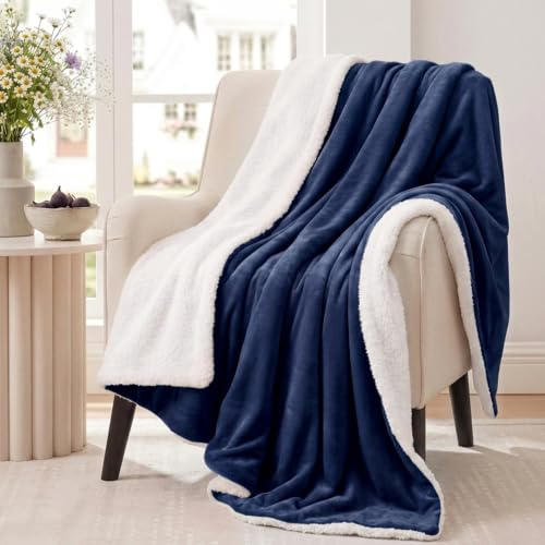 Aisbo Sherpa Fleece Blanket Navy Blue Throws - Thick Warm Soft Throw Blanket for Bed Double Size, 150x200cm Fluffy Microfiber Solid Twin Blankets for Sofas Couch