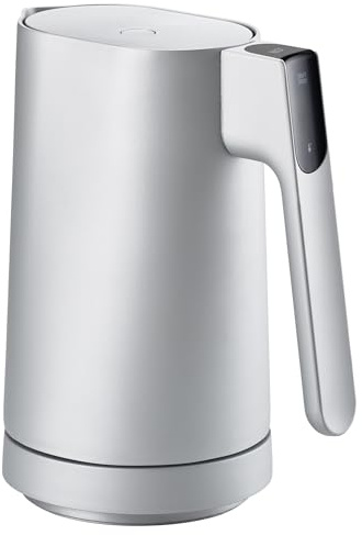 Jacob Jensen Elektrischer Wasserkocher mit Temperatureinstellung von 70°C bis 100°C, Warmhaltefunktion, Signalton, LED-Display mit Temperaturanzeige & Touch-Bedienung, BPA-Frei, 1,2 Liter, Silber