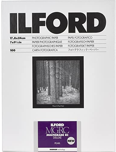 Ilford-Papier, Multigrade, 44 m, 17,8 x 24 cm, 100 Blatt