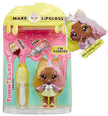 Yummiland Lip Gloss Poupée - Nia Candy Fluff - Inclut le Kit DIY Lip Gloss, Convient aux Enfants de 4 Ans et Plus