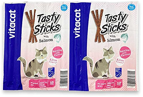 30 x Soft Chew Meat Sticks Treats For Cats And Kittens Salmon Vitacat Grain Free