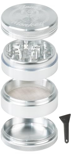 Grass Monkey Grinder in alluminio – 4 pezzi, Ø 5,5 cm – Robusto macinino per erbe con denti affilati e colino per polline, inclusa pala, argento