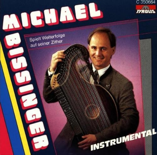 Spielt Welterfolge Auf Seiner Zither