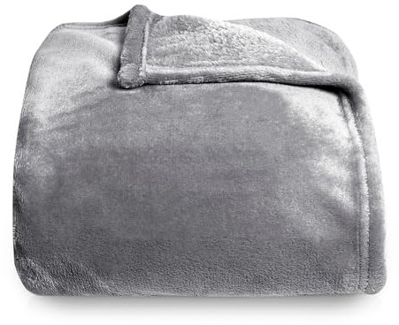 Silentnight Supersoft Fleece Throw Blanket - Versatile Fluffy Throw for Bed Sofa and Couch Crafted from Warm Cosy Super Soft Fleece - Charcoal - XL 150 x 200cm